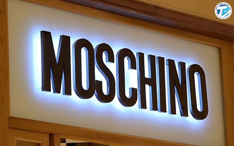Mẫu bảng alu chữ nổi mica bề mặt sáng bóng 